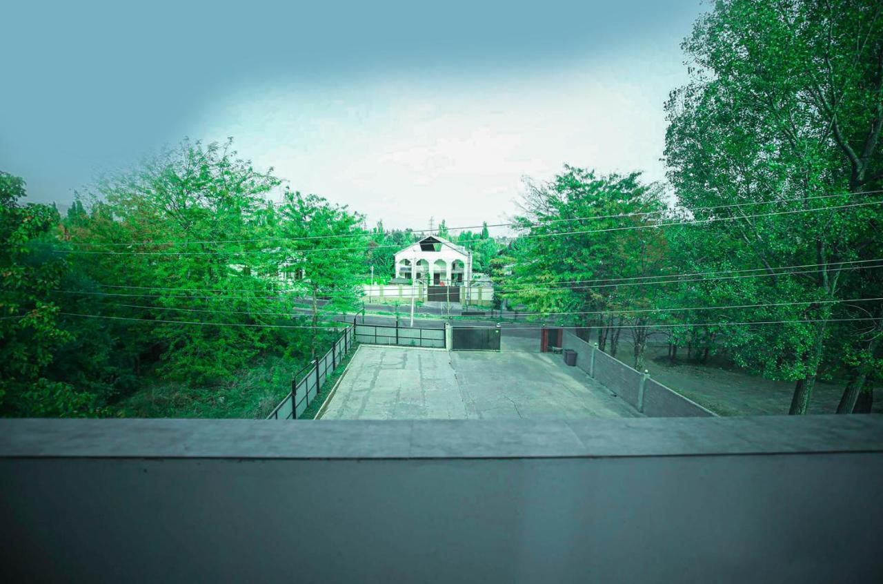 Tbilisi Airport Hotel - Atu 외부 사진